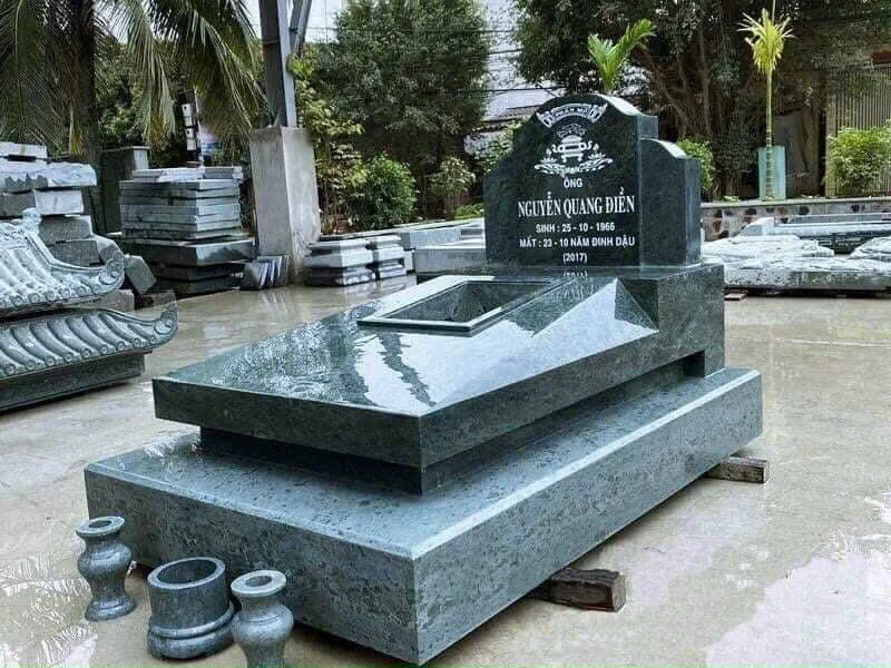 Mộ Tam Cấp