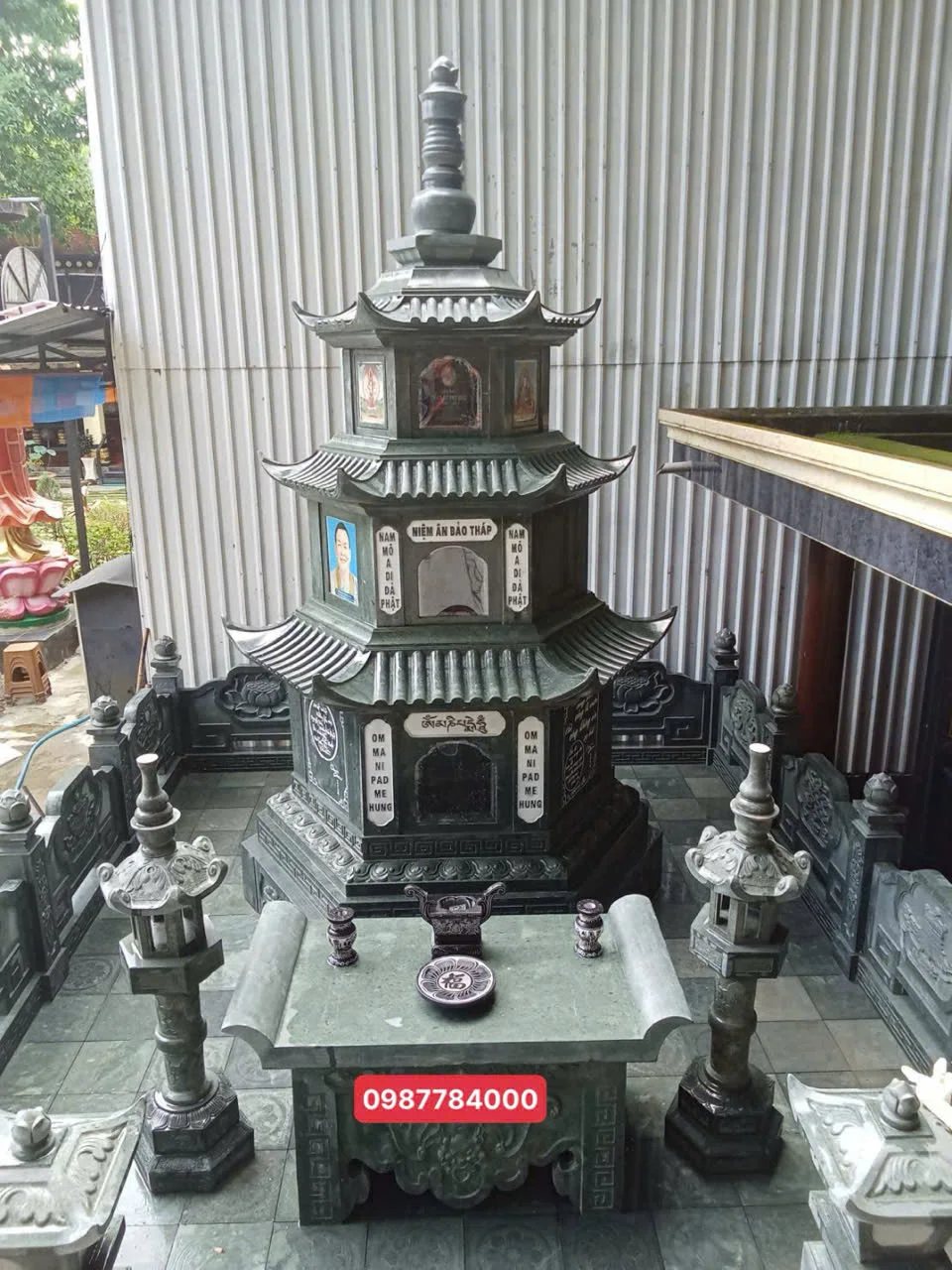 Tháp Đá Thờ Cốt