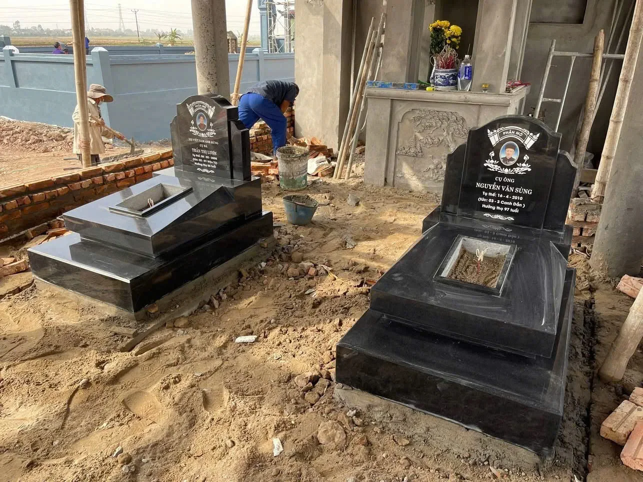 Mộ Đá Granite Nguyên Khối