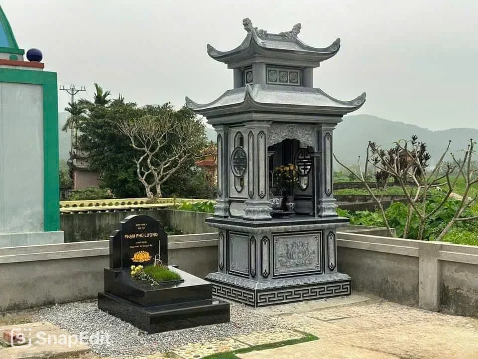 Lăng Mộ Đá