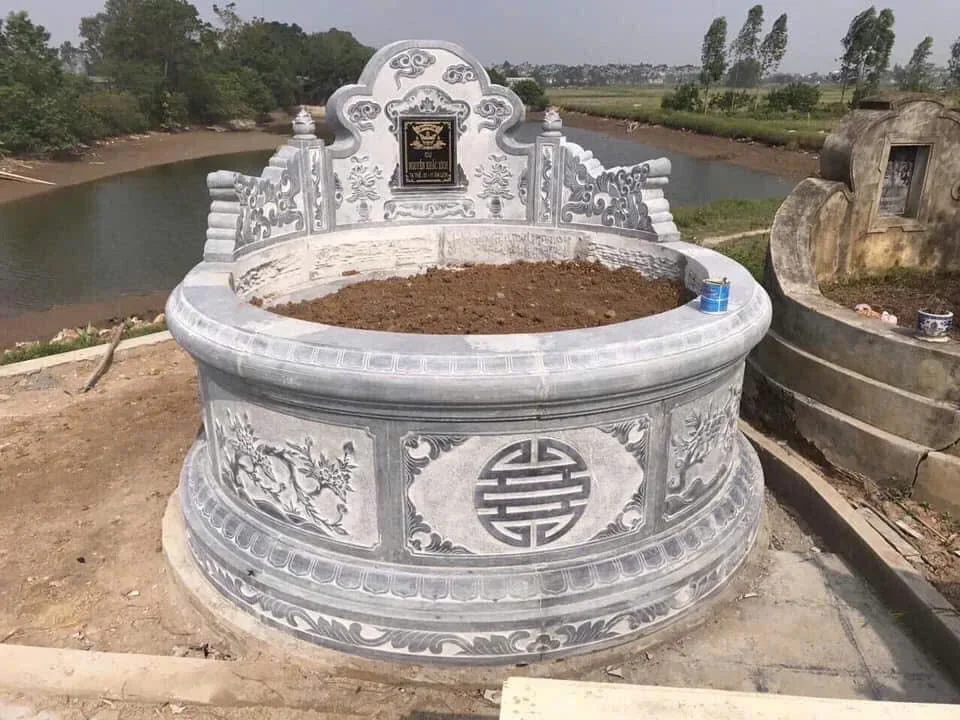 Mộ Đá Tròn – Mẫu Giá 35 Triệu