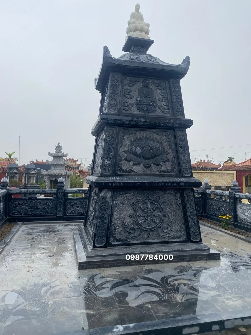 Tháp Đá Vuông Thờ Cốt