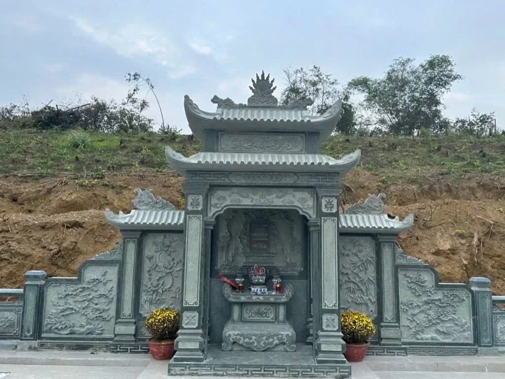 Lầu Thờ Đá (Am Thờ Đá)