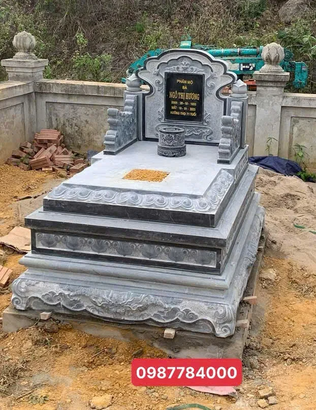 Mộ Đá Tam Cấp – Mẫu Giá 12 Triệu