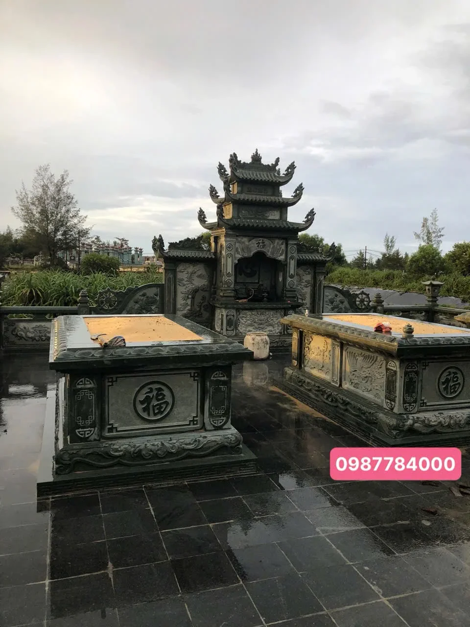 Lăng Thờ Đá