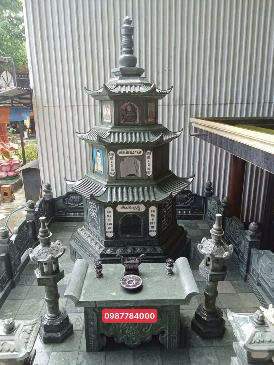 Tháp Đá Thờ Cốt