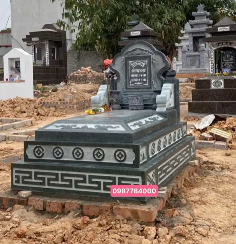 Mộ Đá Tam Cấp – Mẫu Giá 22 Triệu